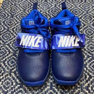NIKE boy’s basketball 🏀 shoes